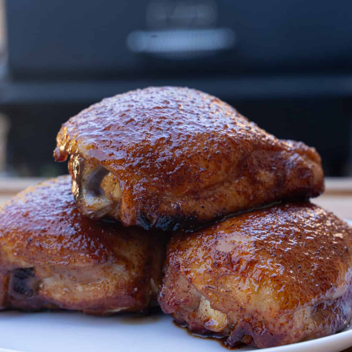 Chicken thigh vs. leg: Grilled Chicken Thighs with Apple-Cinnamon Glaze