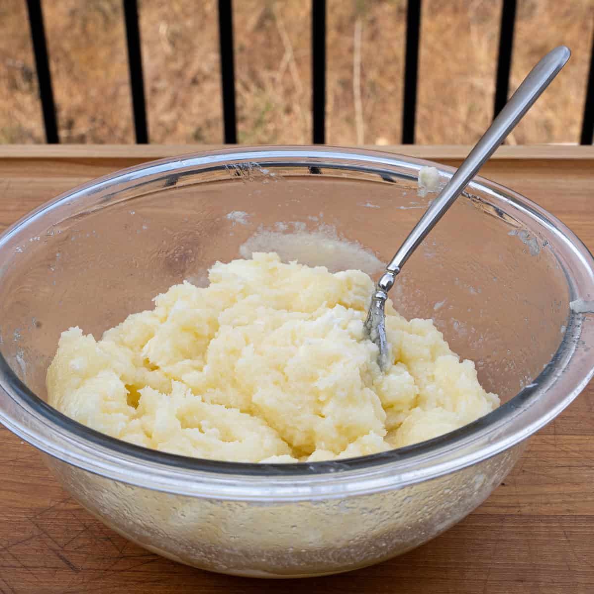 Glaze Mixture for the Cinnamon Roll Pancakes