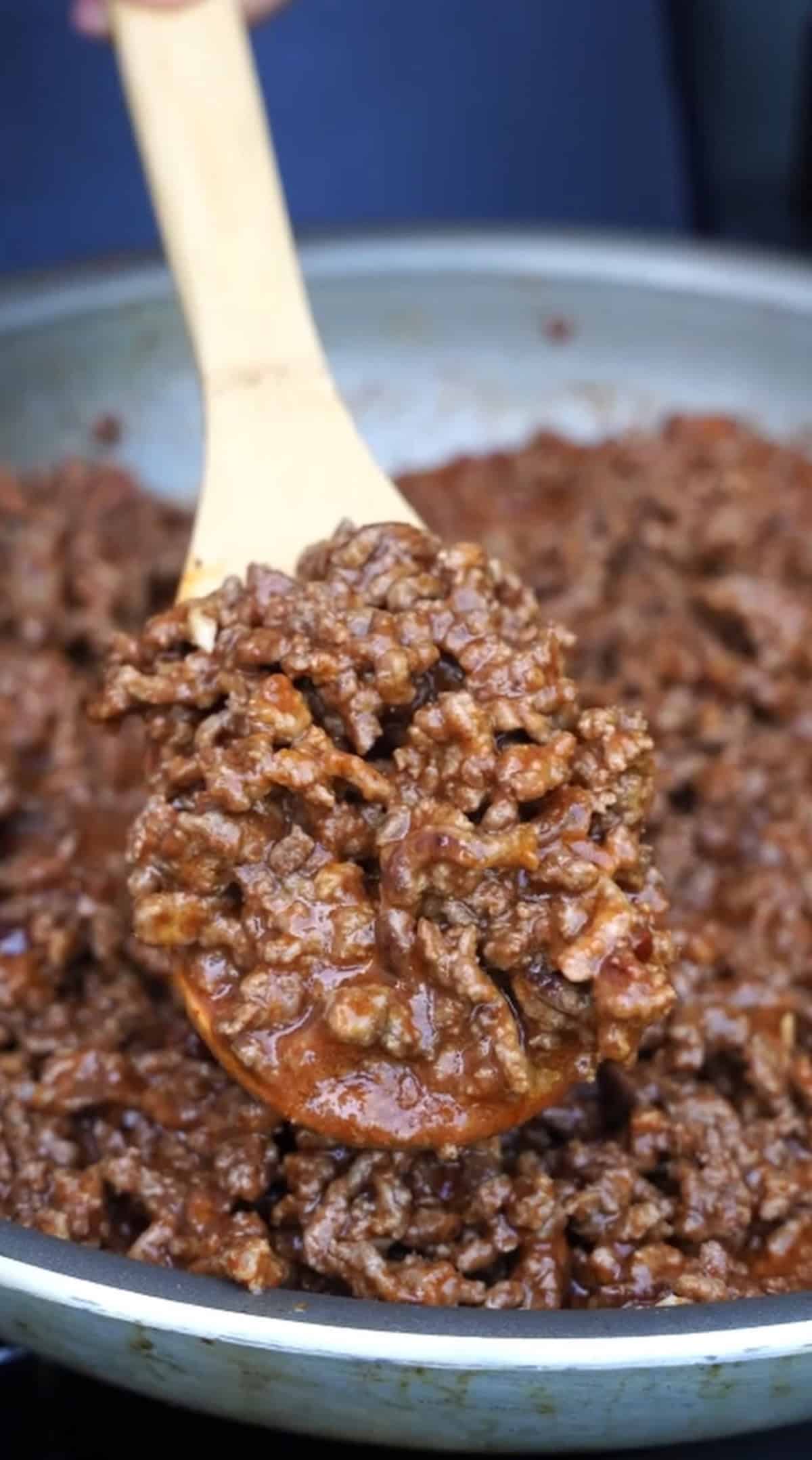 Fully cooked chili base for the chili cheese dip