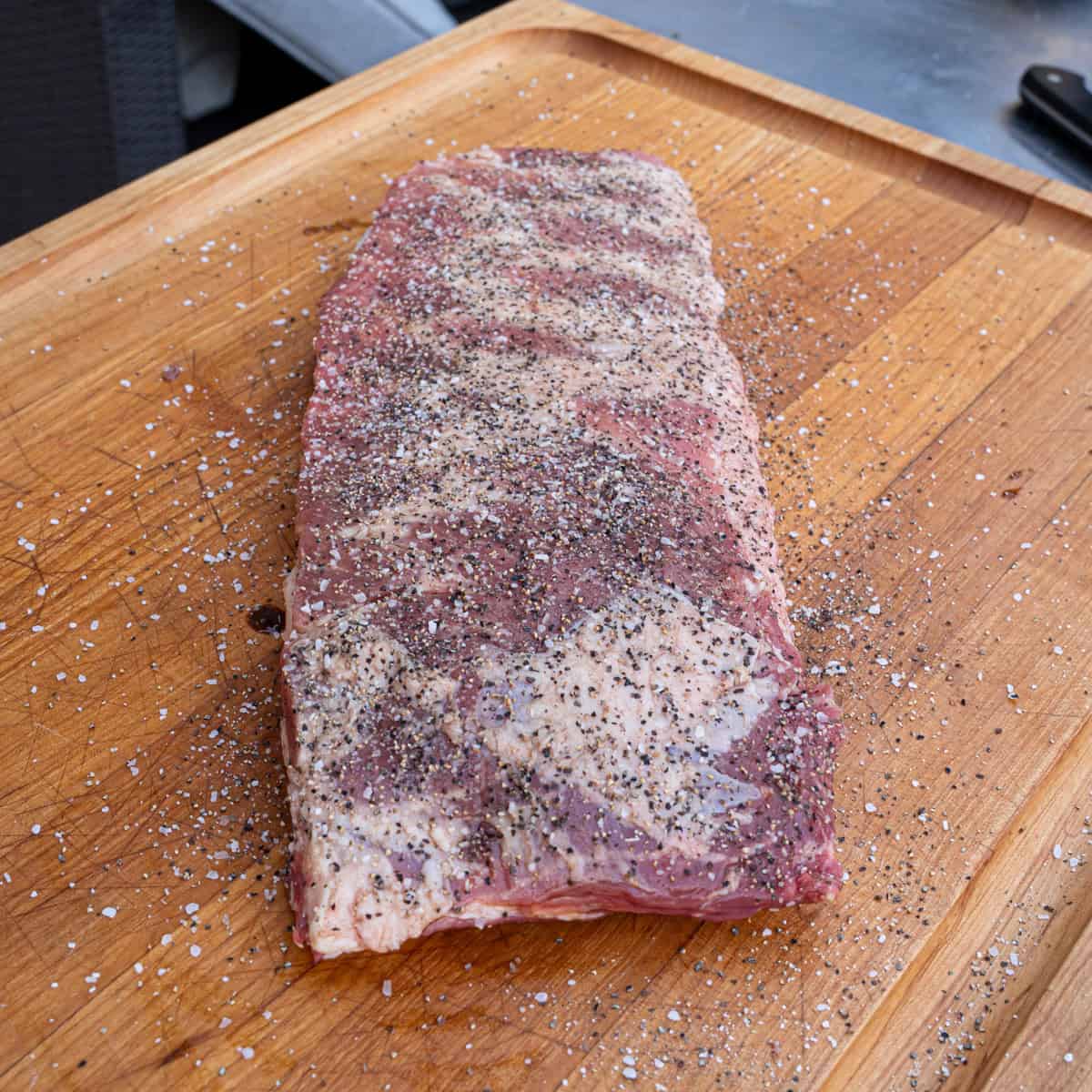 Ribs seasoned with salt and pepper