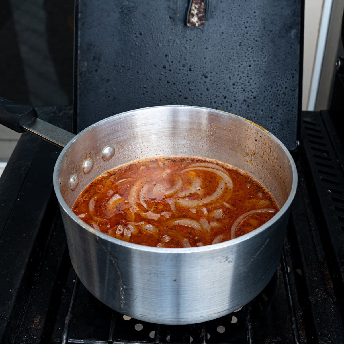 Mop sauce with all ingredients added except for beer